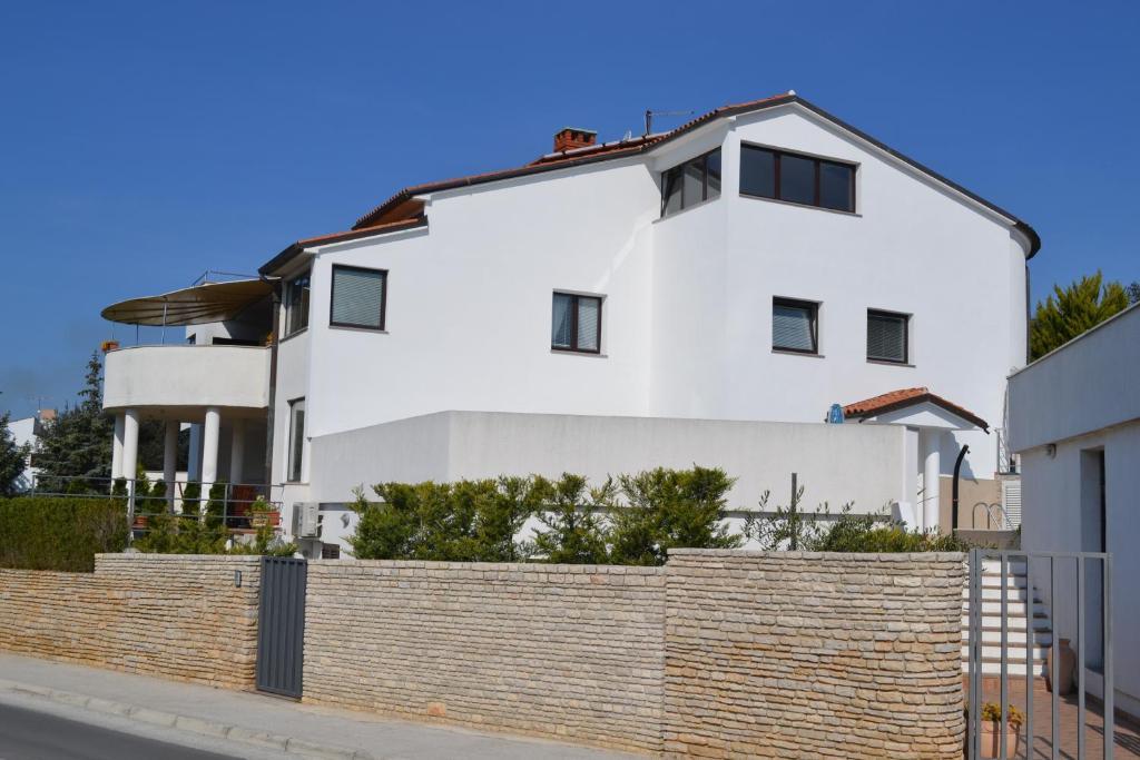 Apartmán Apartments Villa Holiday *